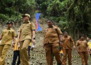 Pj Gubernur Sumut Tinjau Lokasi Longsor Sibolangit, Minta Masyarakat Tetap Waspada