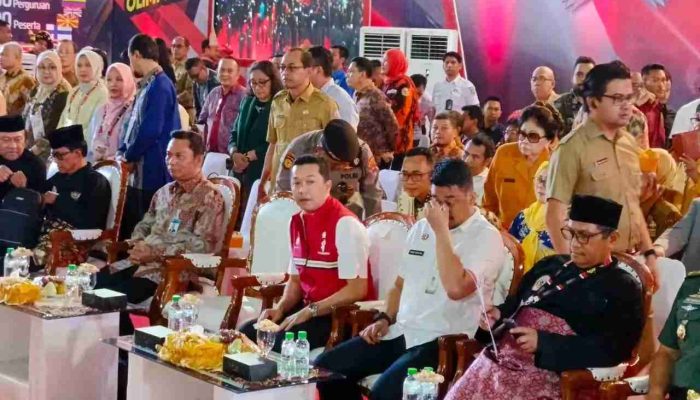 Wamenpora RI Taufik Hidayat Buka Kejuaraan Dunia Pencak Silat di Sumut