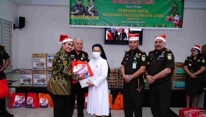 Sambut Hari Natal 2025, Kejaksaan Tinggi Sumatera Utara Berikan Bantuan Di Tiga Lokasi Secara Serentak